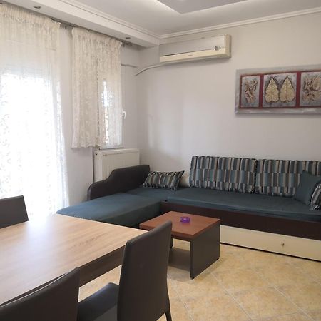 Eleonas Apartments Nea Moudania Buitenkant foto